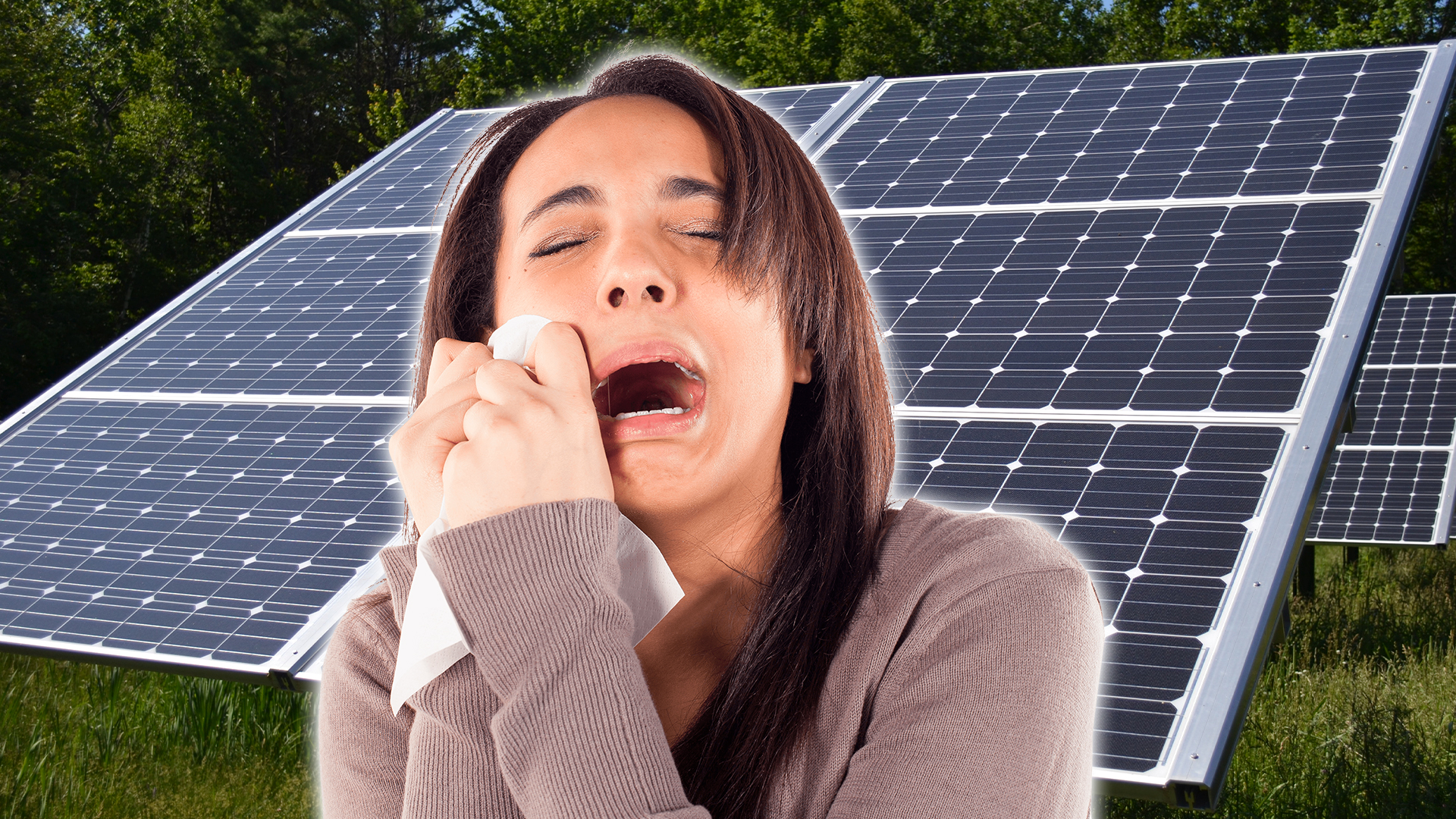 Mujer se arrepiente de instalar paneles solares, para ahorrar en el recibo de luz, te decimos el motivo